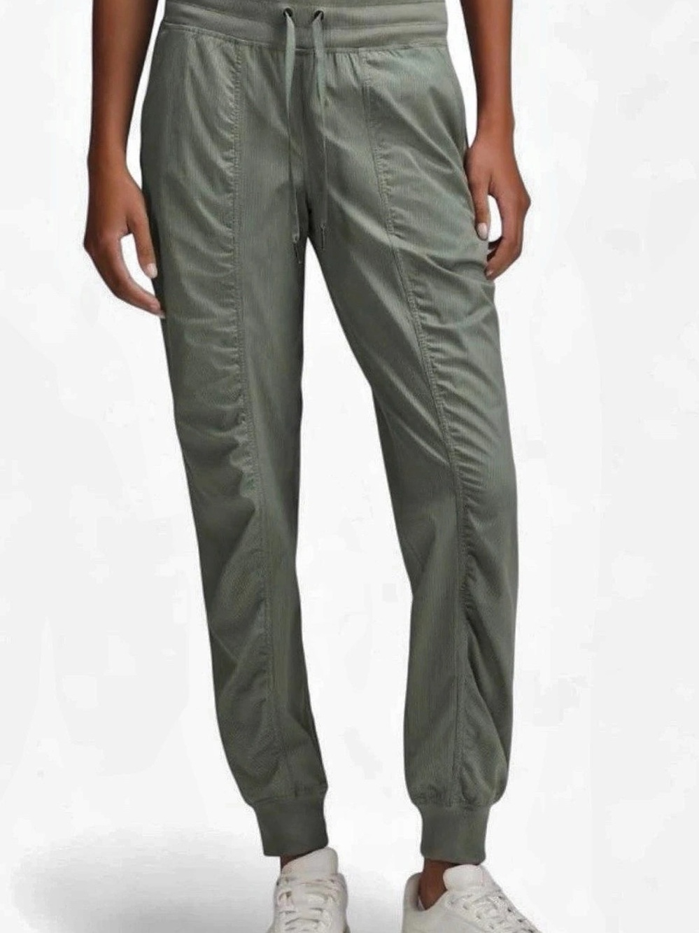 Lululemon Sz. 2 Dance Studio Mid-Rise Jogger in Gray Eucalyptus